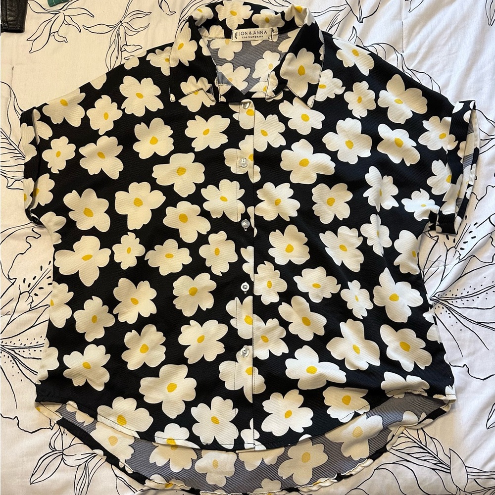Jon & Anna Black and White Floral Daisy Button Up Shirt
